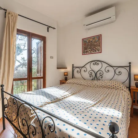 La Conchiglia By Interhome